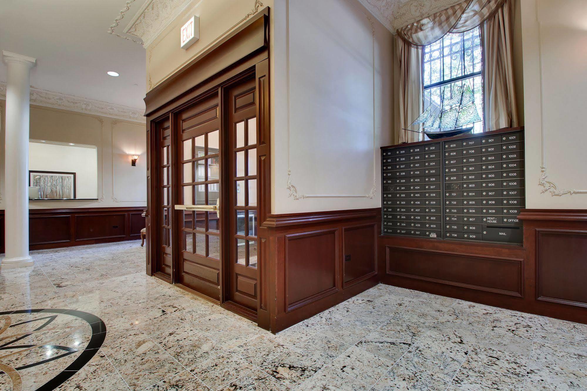 Dewitt Hotel And Suites شيكاغو المظهر الخارجي الصورة