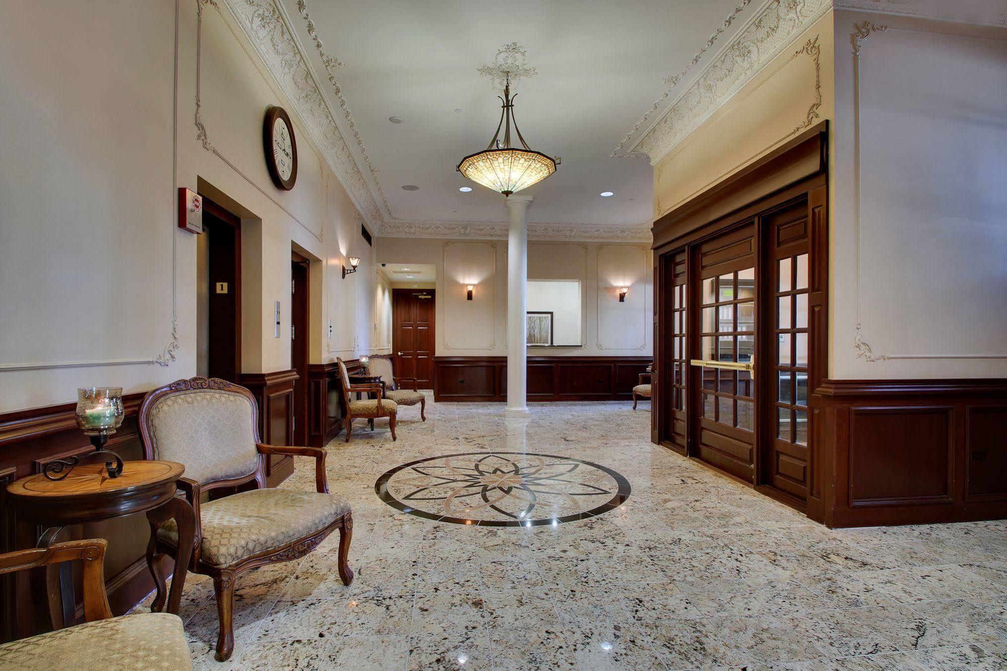 Dewitt Hotel And Suites شيكاغو المظهر الخارجي الصورة